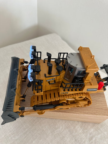 Darba Zvērs: Buldozers